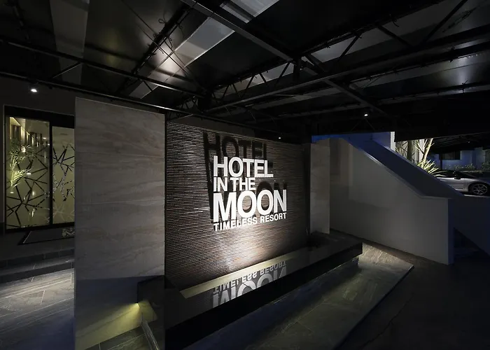 Hotel In The Moon (Adults Only)
