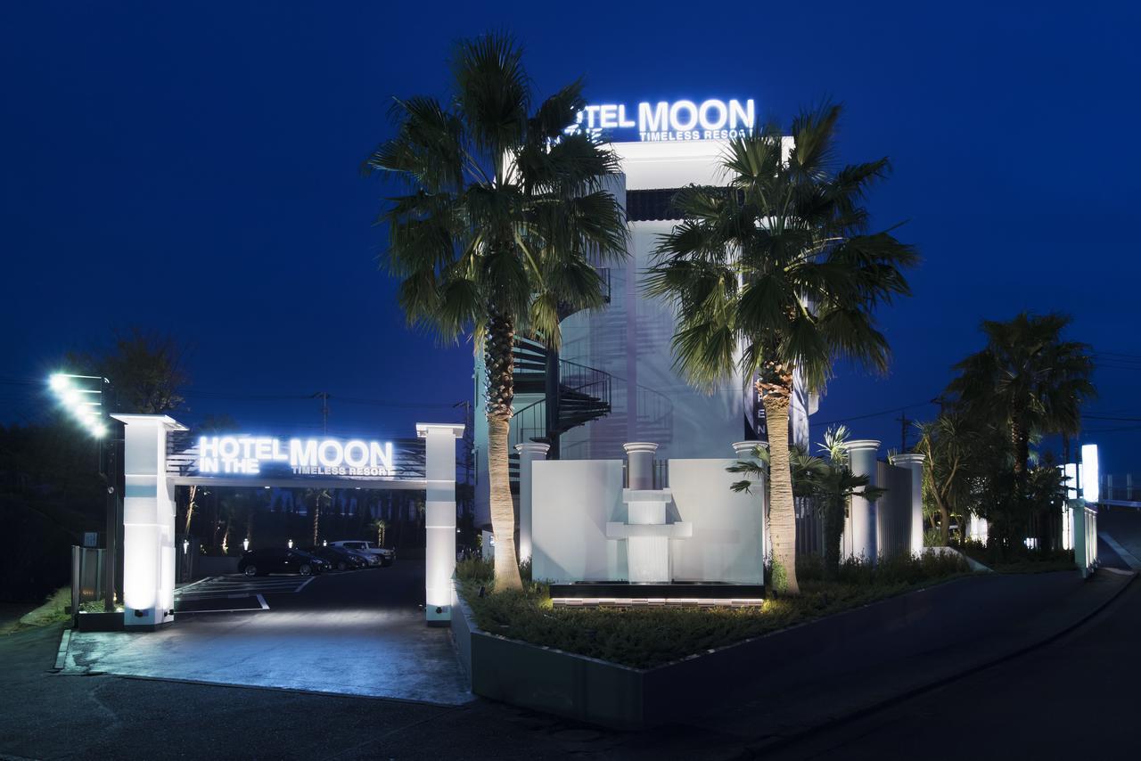 In The Moon (adults Only) 2* Yokohama (Kanagawa)