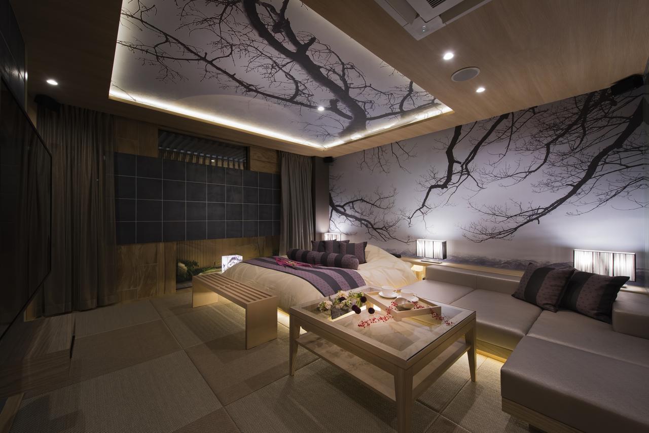 Love hôtel In The Moon (adults Only) 2*
