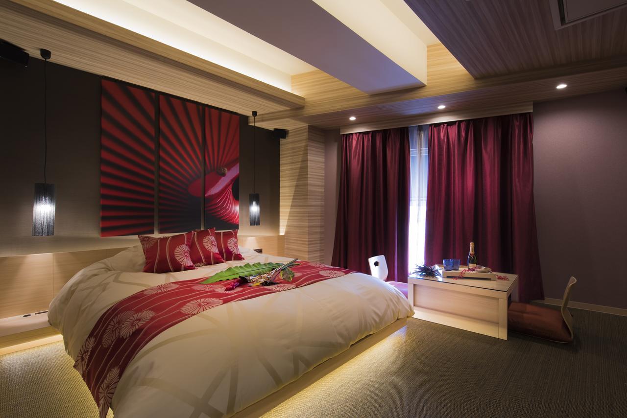Love hôtel In The Moon (adults Only) 2*